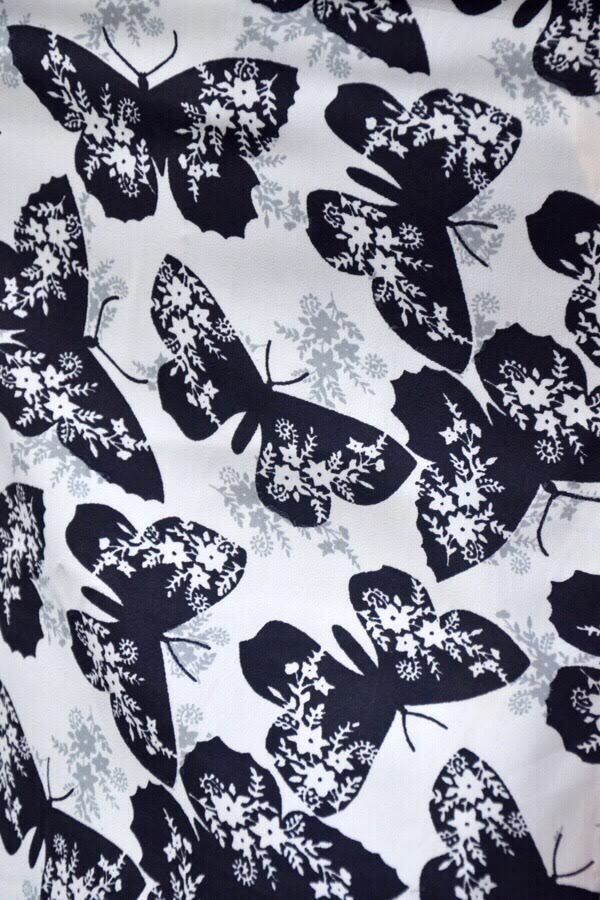 Black &amp; White Crepe Printed Strappy Straight Kurti