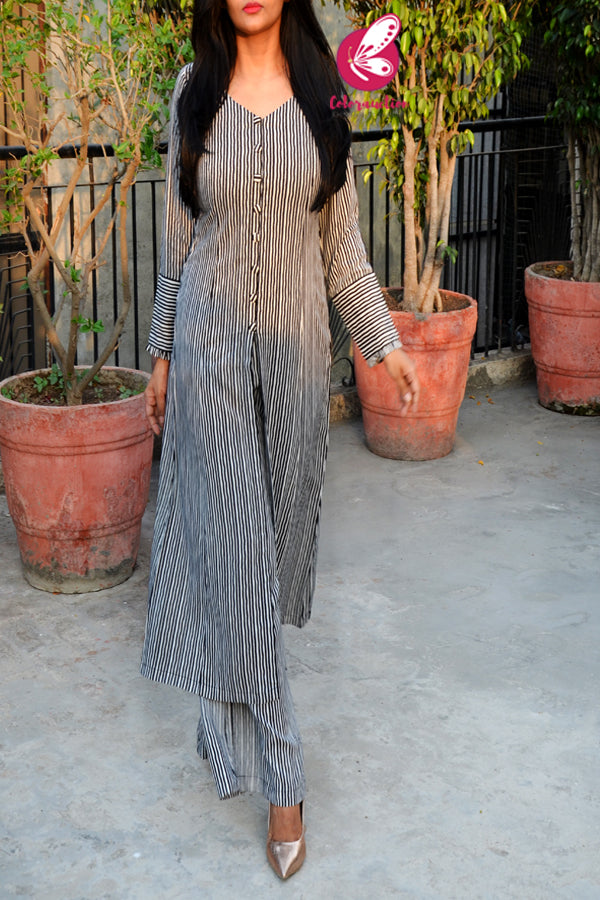 Black &amp; White Rayon Full Sleeves Kurti Set