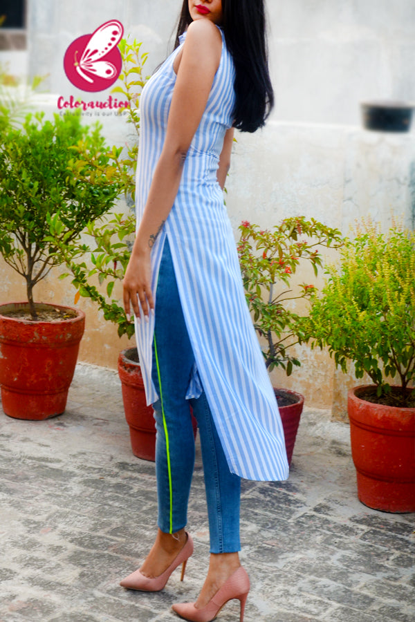 Powder Blue &amp; White Rayon Printed Sleeveless Asymmetric Kurti