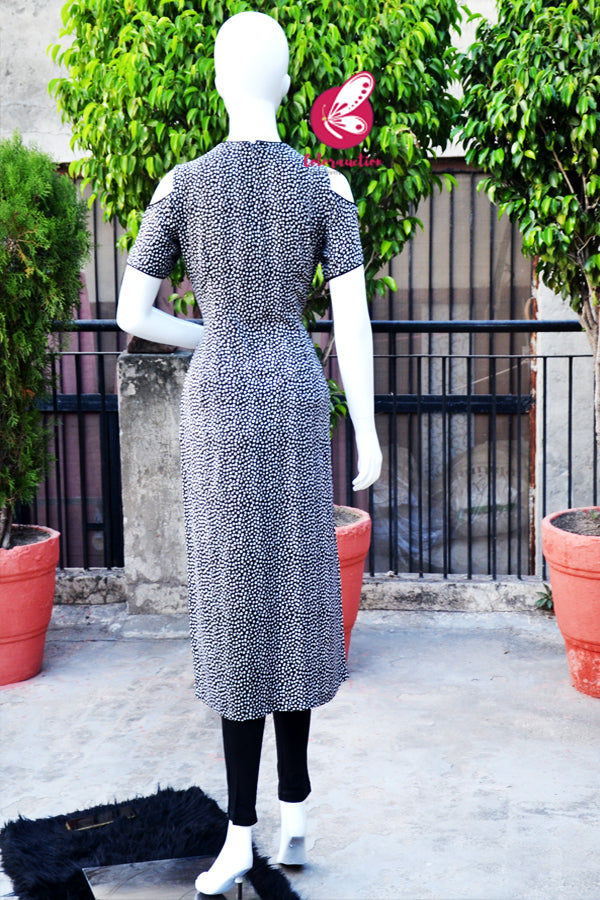 Black &amp; White Rayon Cold Shoulder Half Sleeves Front Keyhole Kurti